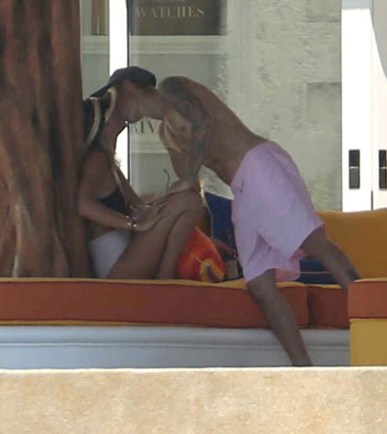 Exclusive... 52156818 Sofia Richie and her boyfriend Justin Bieber are seen celebrating Sofia's 18th birthday in Cabo San Lucas, Mexico on August 25, 2016. The two couldn't keep their eyes or hands off each other, as they were seen hugging and kissing, and enjoying each other's company while drinking beers and relaxing. ***NO USE W/O PRIOR AGREEMENT - CALL FOR PRICING*** FameFlynet, Inc - Beverly Hills, CA, USA - +1 (310) 505-9876